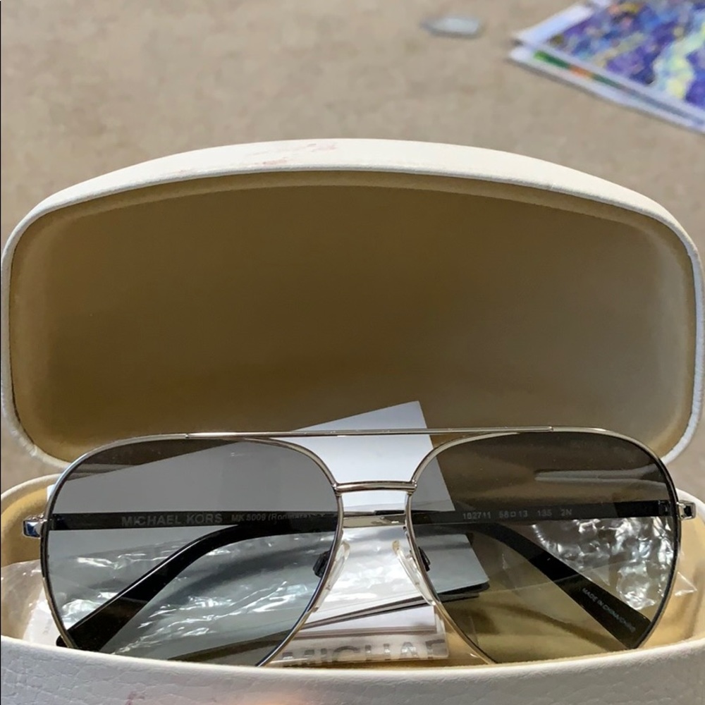 Michael Kors Sunglasses (blue)